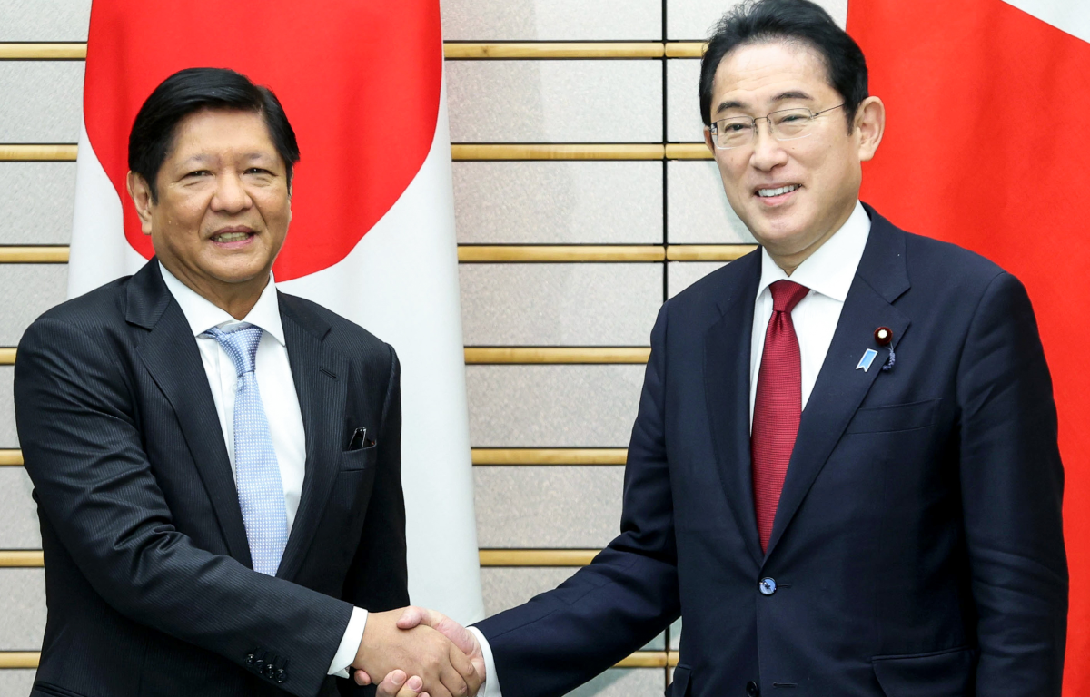 Japan and the Philippines have agreed to sharply boost their defense ties