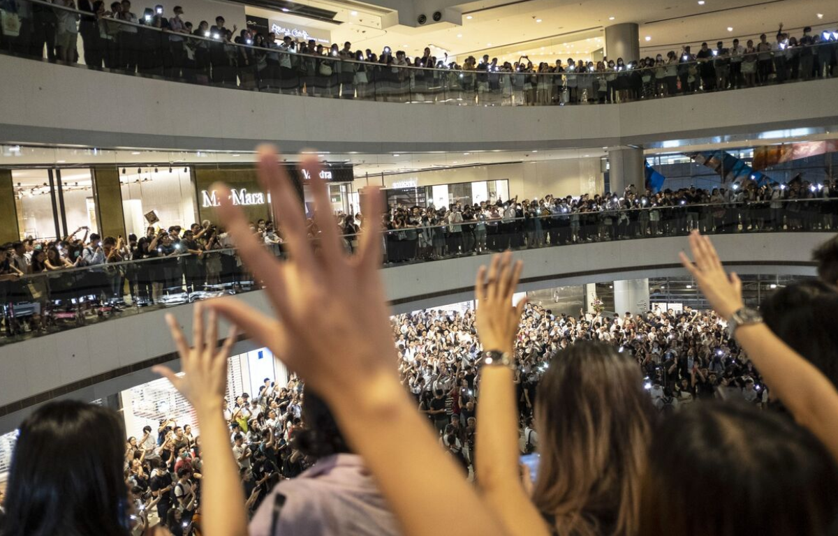 Hong Kong Citizens Sing 'Glory to Hong Kong' in Massive Show of Solidarity