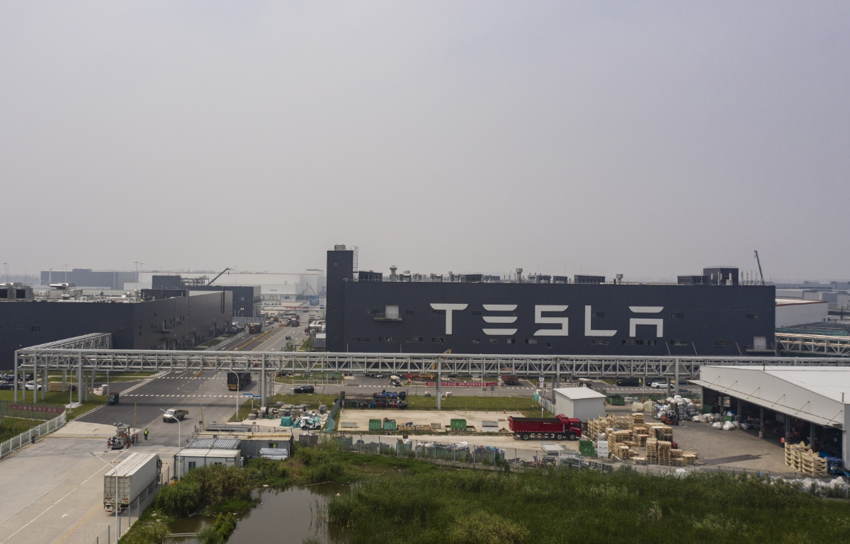 Tesla’s Shanghai Factory Rumored to Lay Off Battery Assembly Employees