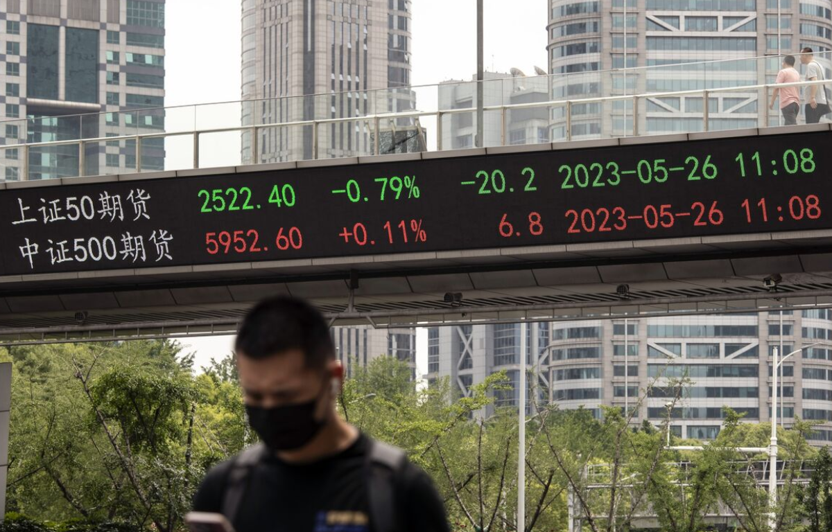 A $28 Billion Wave of Selling Pressure Threatens China Stocks