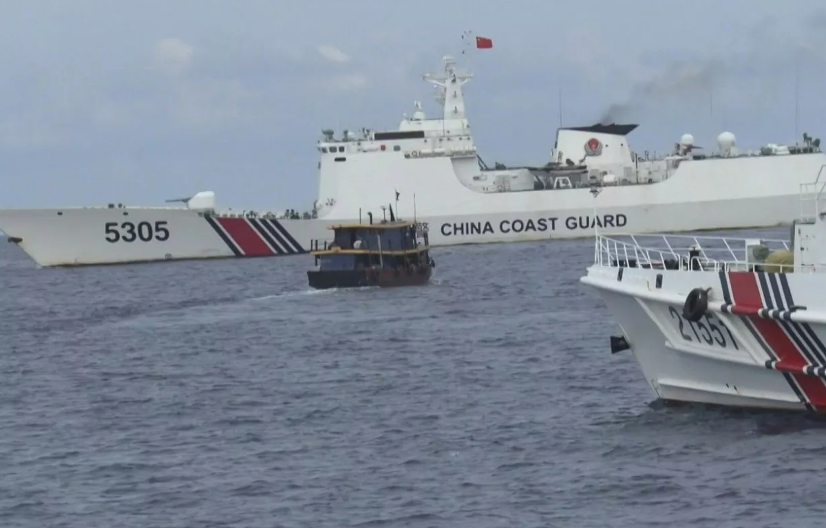 Chinese Ships Block PH Coast Guard in Latest South China Sea Standoff